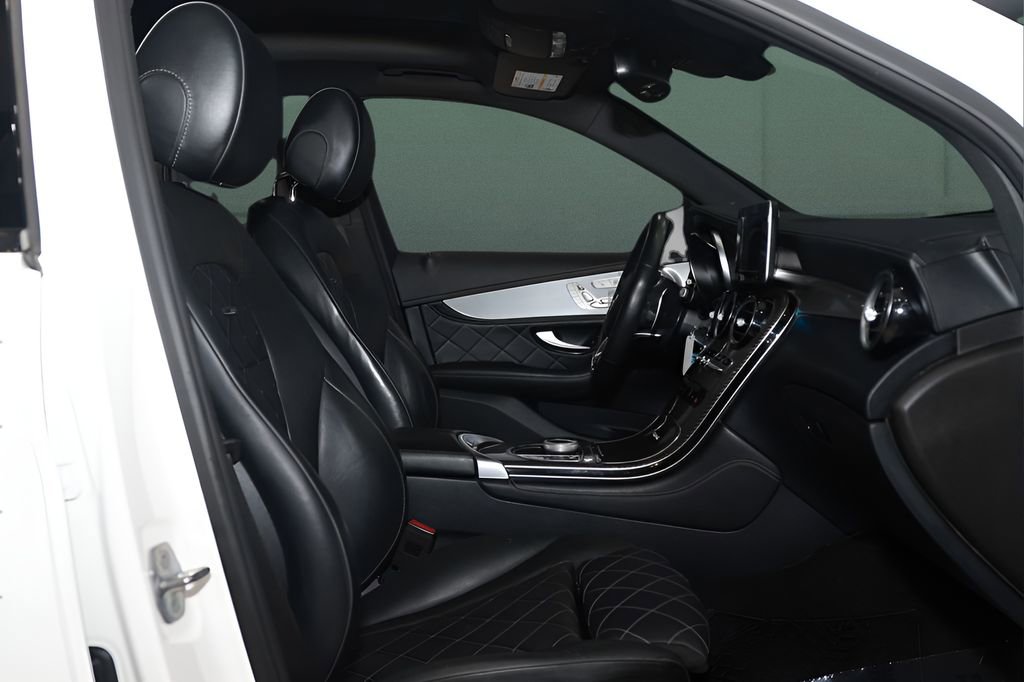 Used 2019 Mercedes-Benz GLC 63 AMG 4MATIC image 16