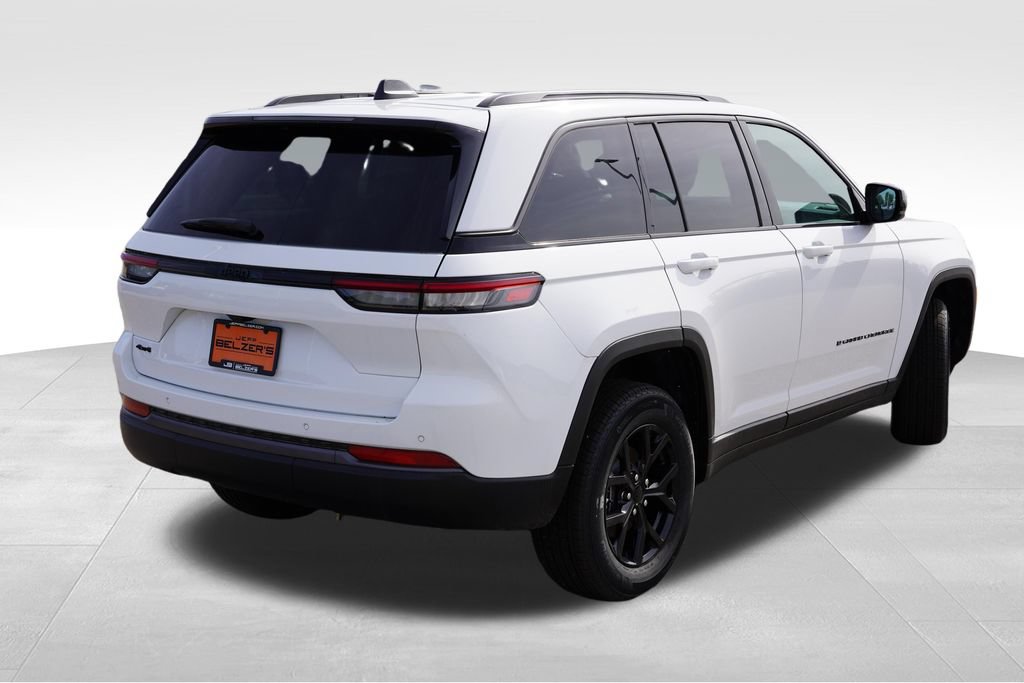 New 2026 Jeep Grand Cherokee Altitude AWD/4WD image 5