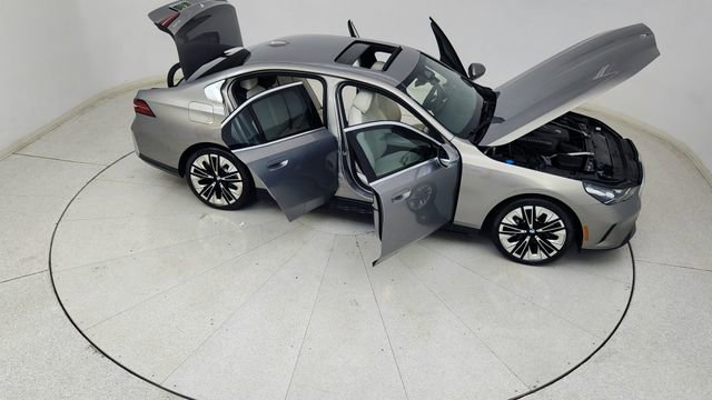 Used 2025 BMW 530i RWD image 87