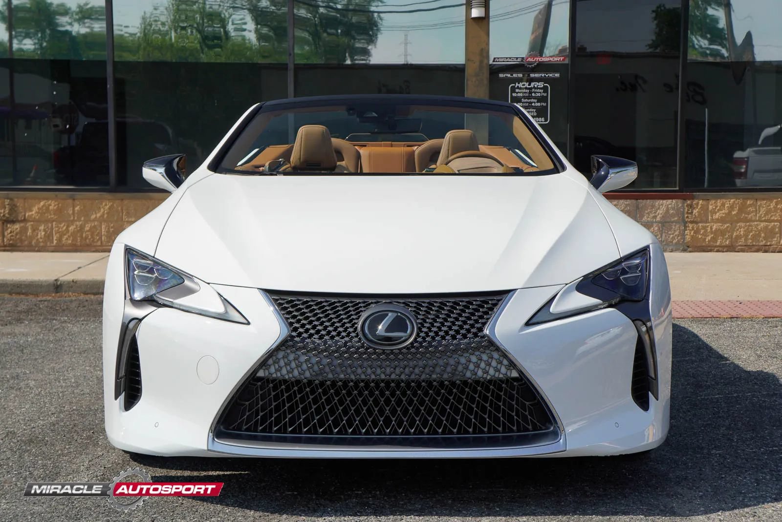 Used 2021 Lexus LC 500 Convertible w/ Touring Package RWD image 2