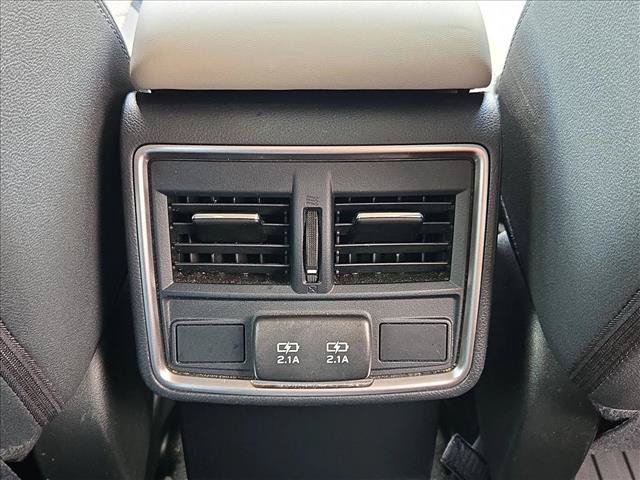 Used 2020 Subaru Forester Premium AWD/4WD image 17