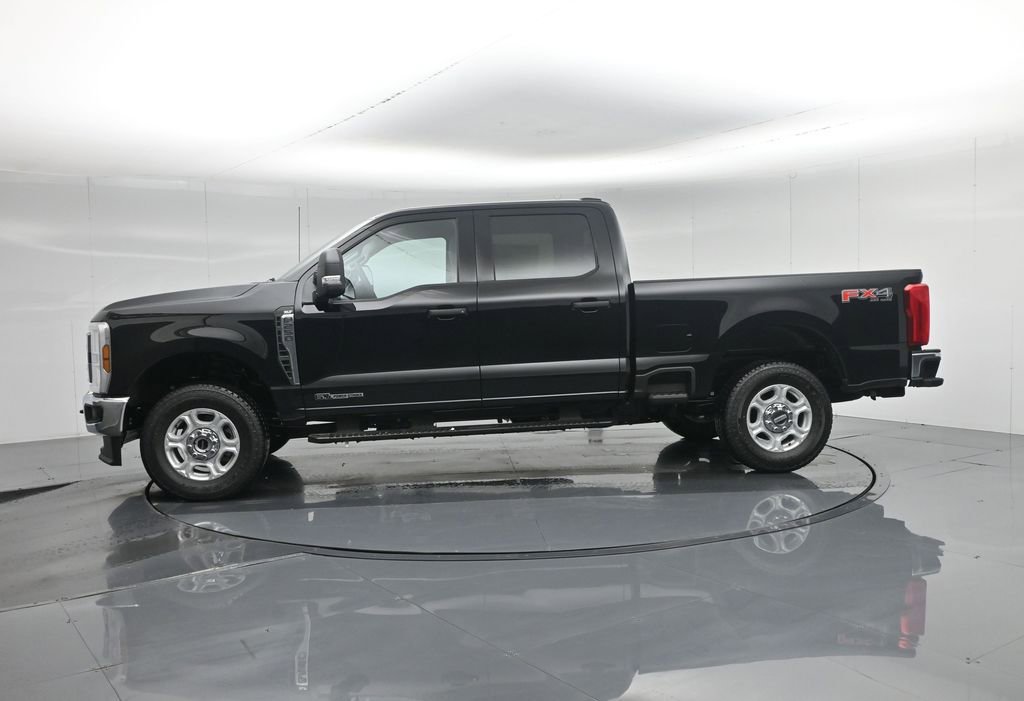 New 2026 Ford F250 XLT w/ FX4 Off-Road Package image 29