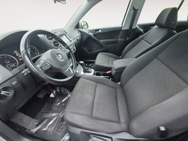 Used 2017 Volkswagen Tiguan S AWD/4WD image 9