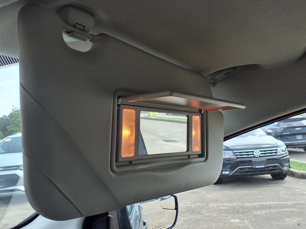 Used 2013 Ford Focus SE FWD image 28