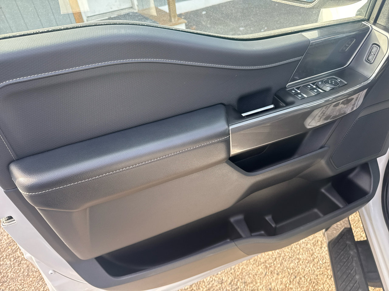 Used 2023 Ford F150 XLT w/ Equipment Group 302A High image 11