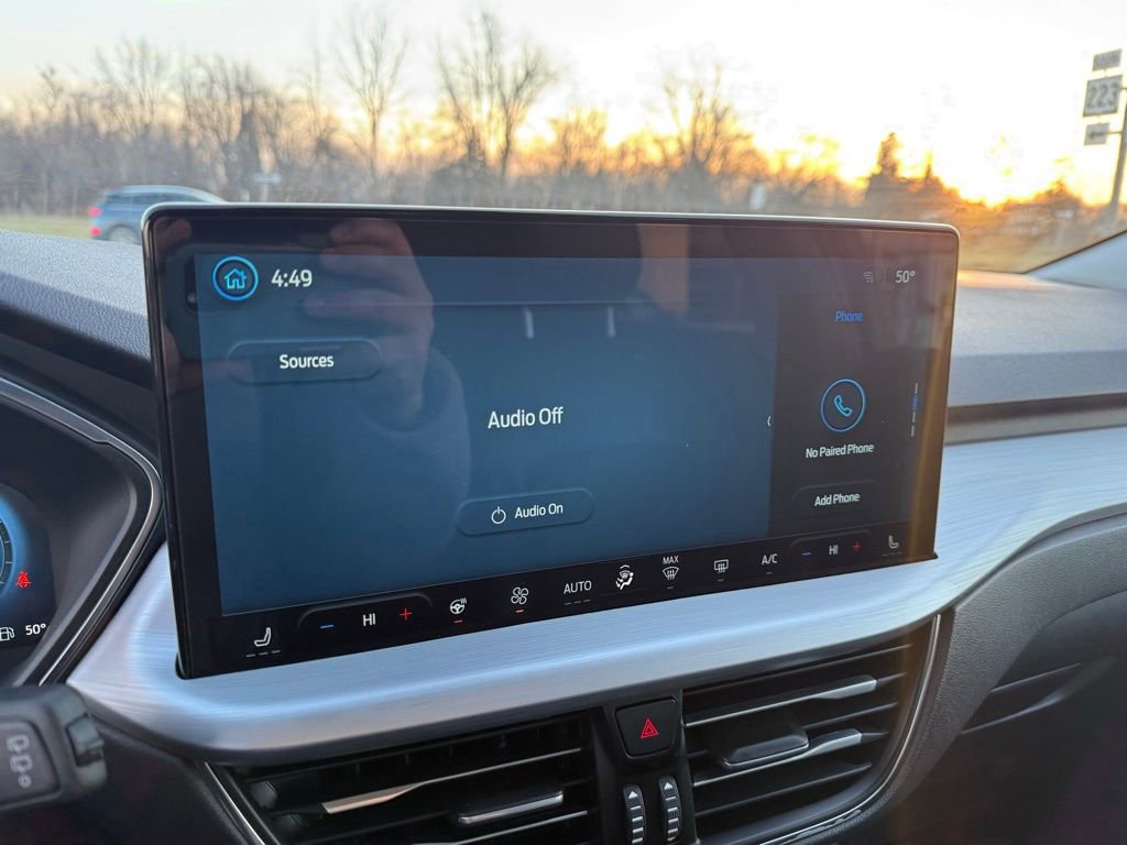 Used 2025 Ford Escape Platinum image 26