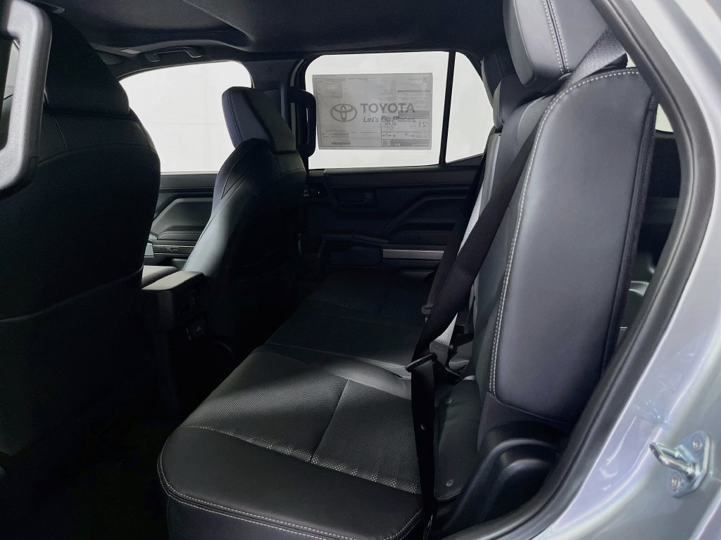 New 2026 Toyota 4Runner TRD Off-Road Premium AWD/4WD image 24