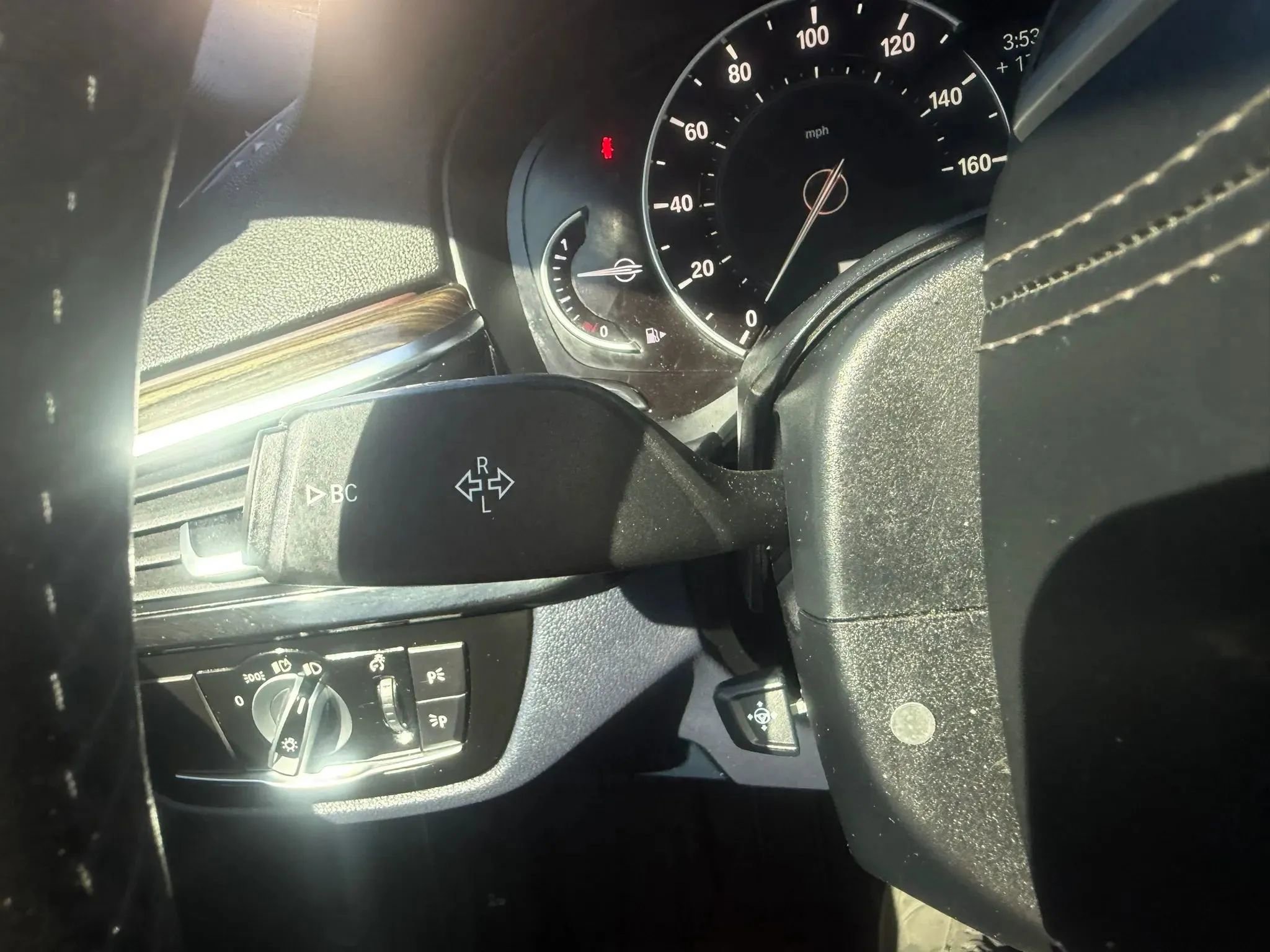 Used 2019 BMW 530i xDrive w/ Premium Package AWD/4WD image 16