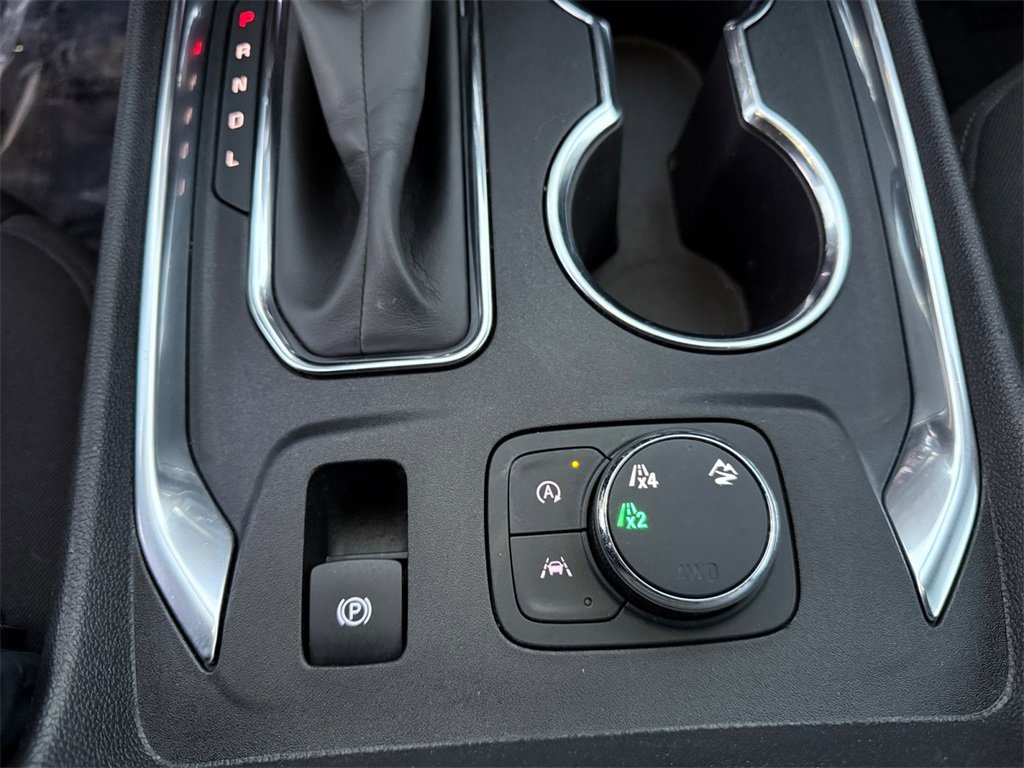 Used 2023 Chevrolet Traverse LT w/ LPO, Floor Liner Package image 19