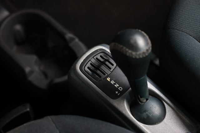 Used 2012 smart fortwo pure image 33