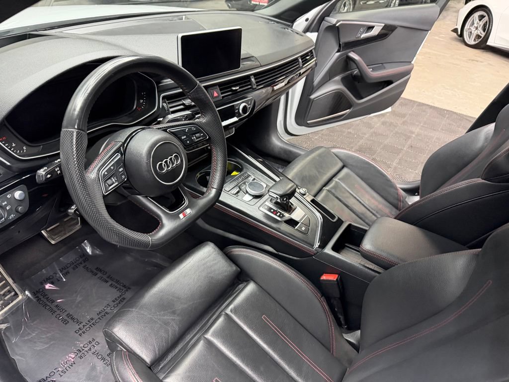 Used 2019 Audi A4 2.0T Prestige AWD/4WD image 31