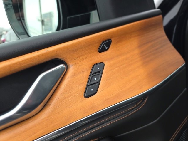 Used 2024 Jeep Grand Cherokee L Summit image 11