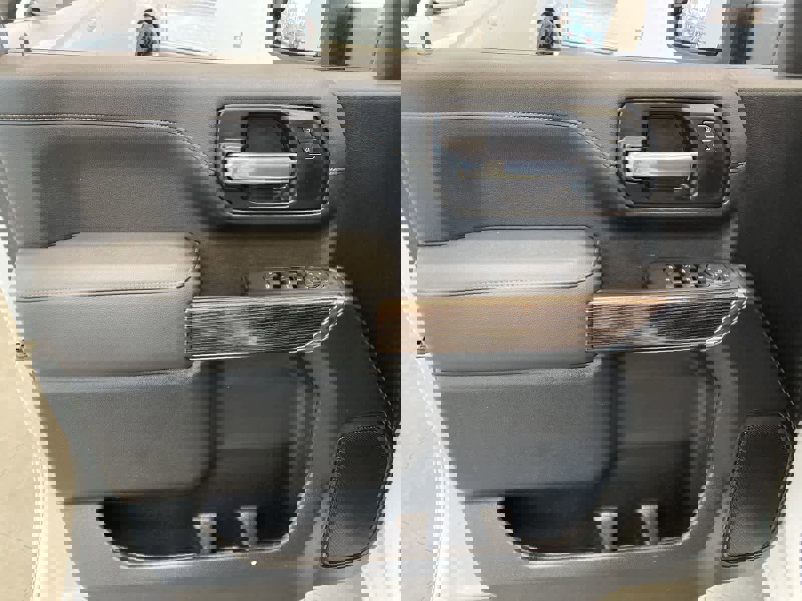 Used 2021 GMC Sierra 2500 SLE image 19