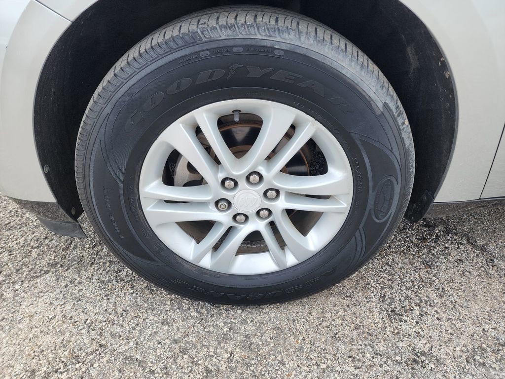 Used 2019 Buick Enclave Essence FWD image 11