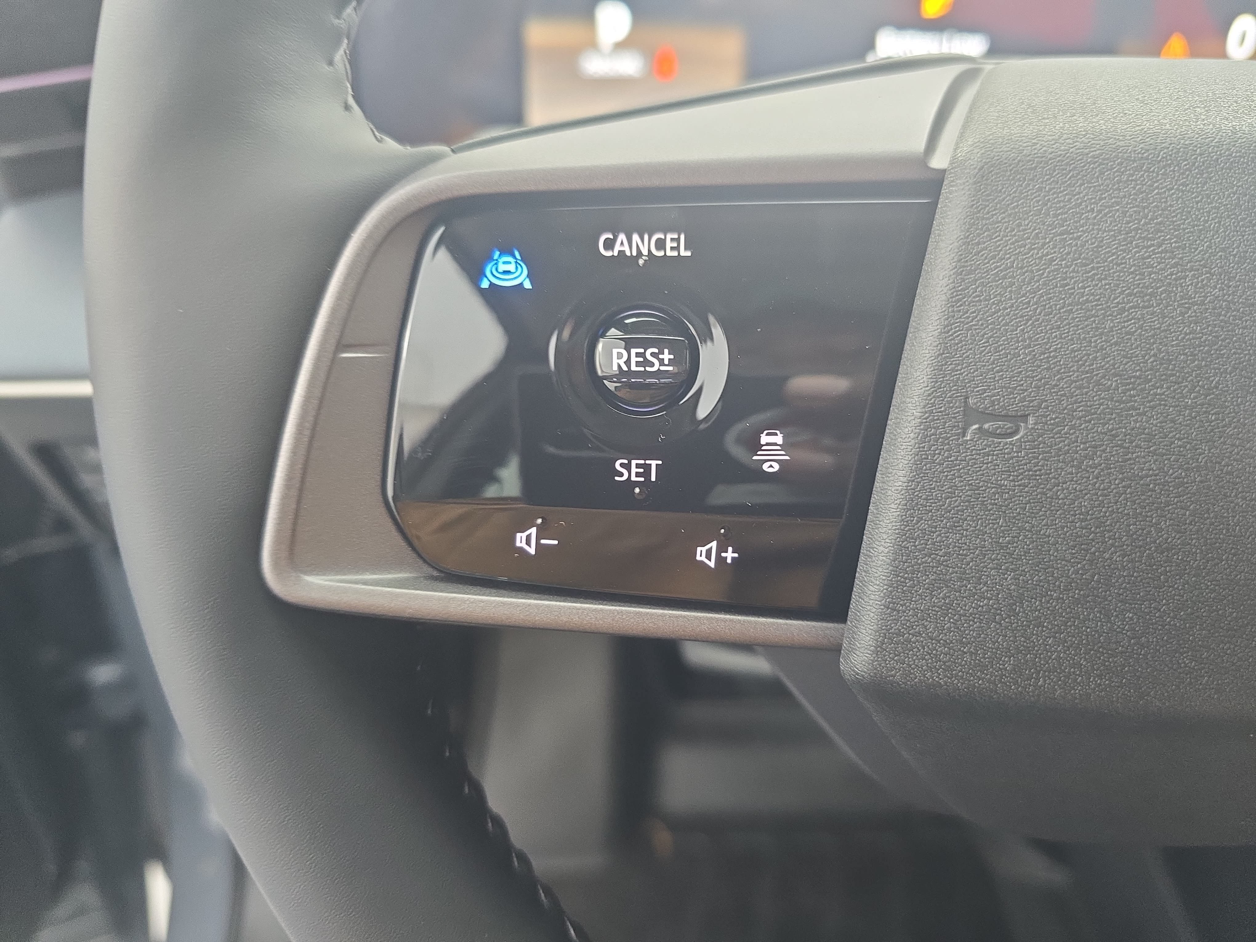 New 2026 Nissan Leaf Platinum+ FWD image 17