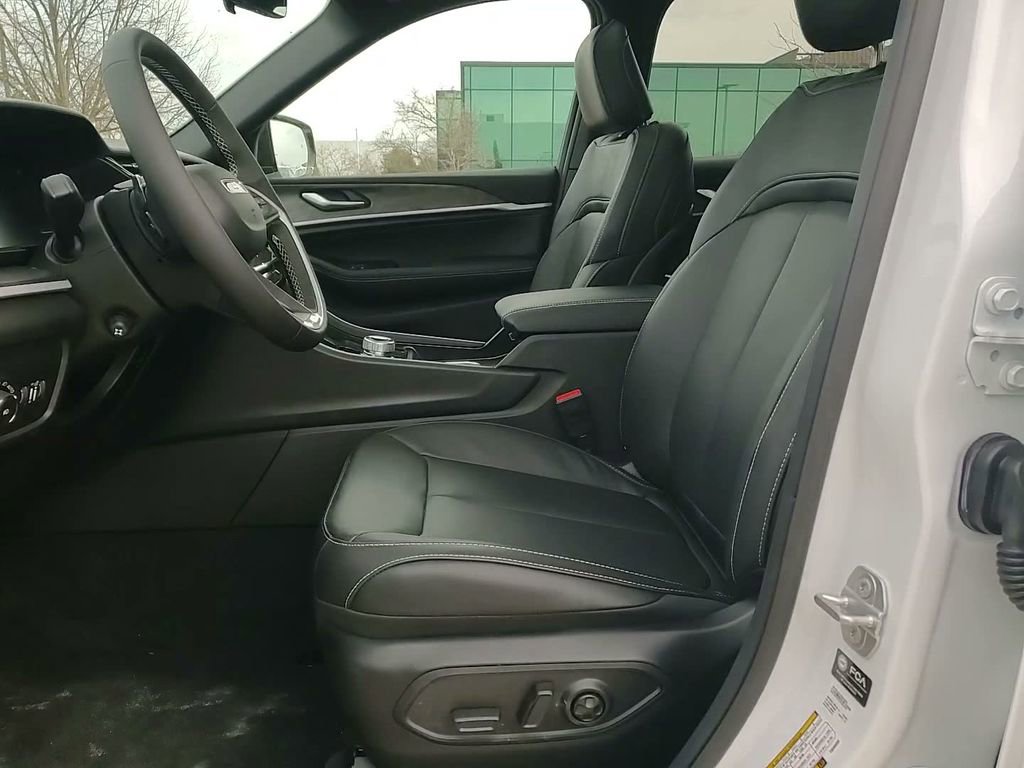 New 2026 Jeep Grand Cherokee L Limited image 21