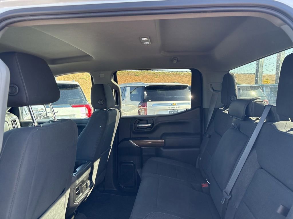 Used 2021 Chevrolet Silverado 1500 LT Trail Boss w/ Convenience Package II AWD/4WD image 2