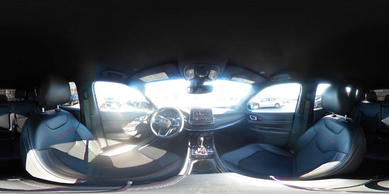 Used 2025 Jeep Compass Trailhawk image 41