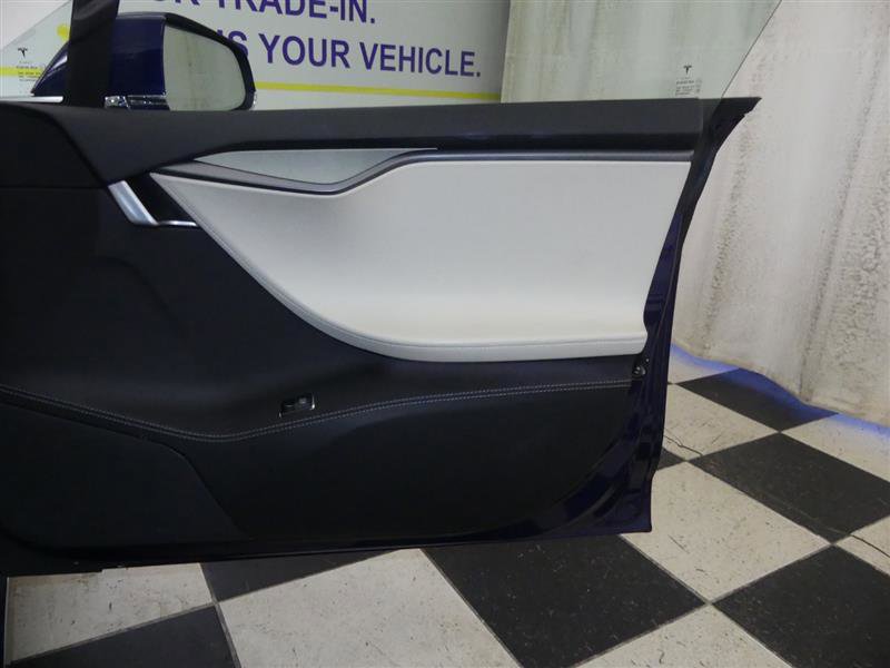 Used 2018 Tesla Model S AWD image 24