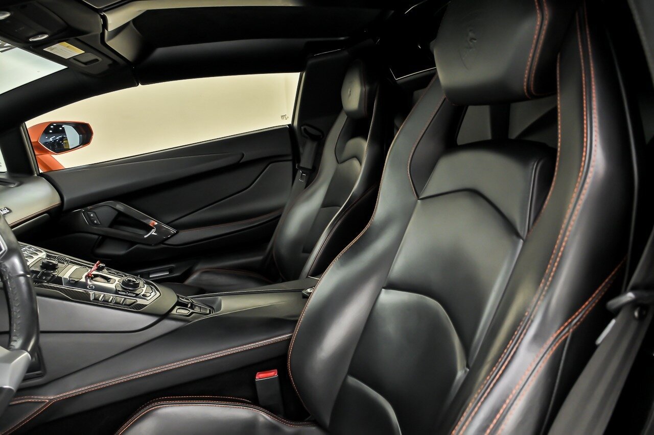 Used 2014 Lamborghini Aventador LP 700-4 image 27