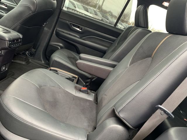 Certified 2024 Toyota Grand Highlander AWD Hybrid image 10