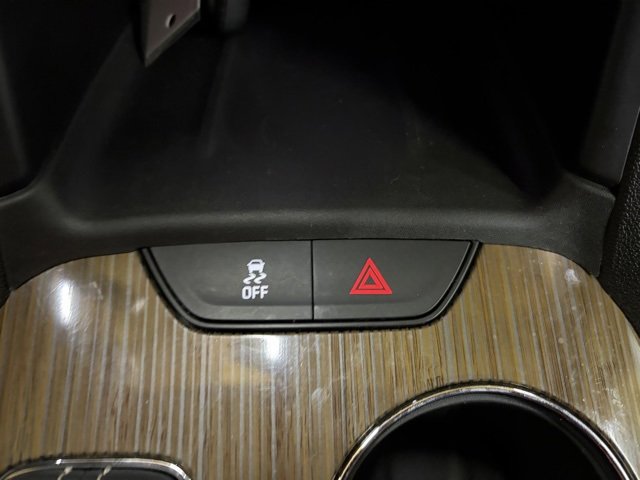 Used 2017 GMC Acadia SLE image 54