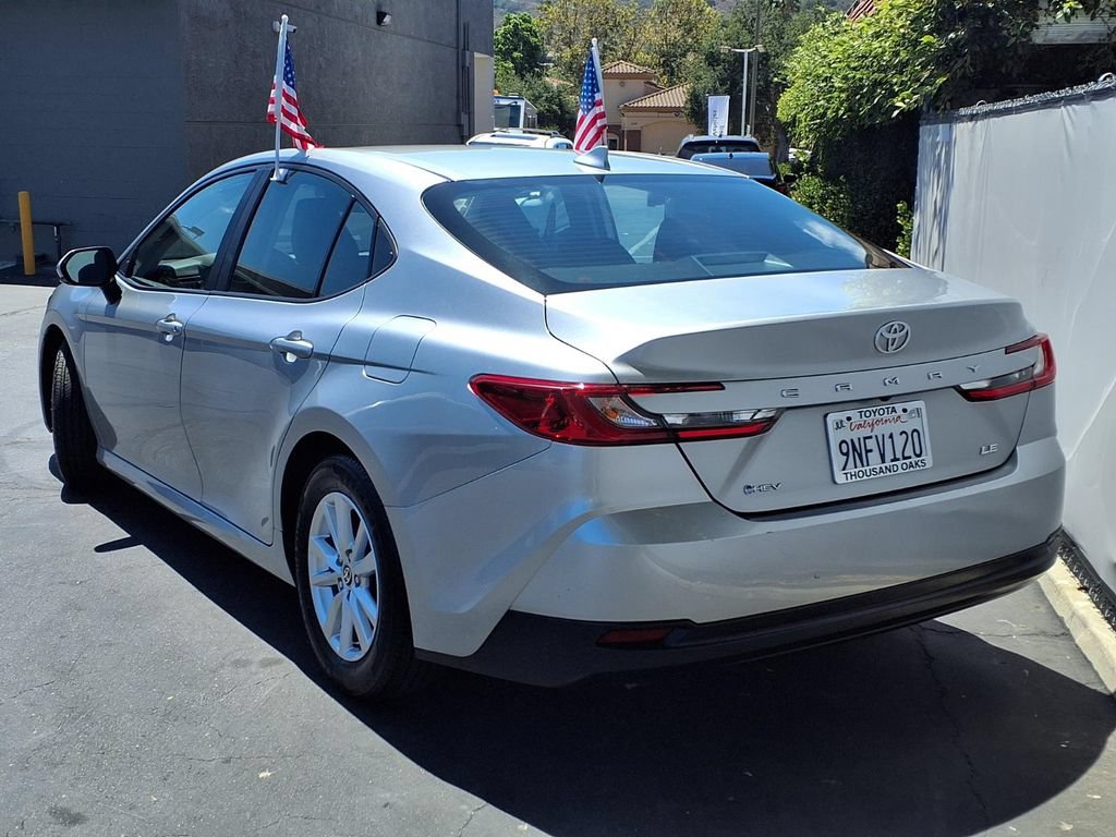 Used 2025 Toyota Camry LE FWD image 7