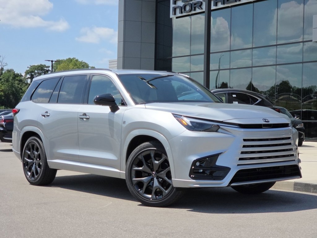 New 2025 Lexus TX 500h AWD image 2