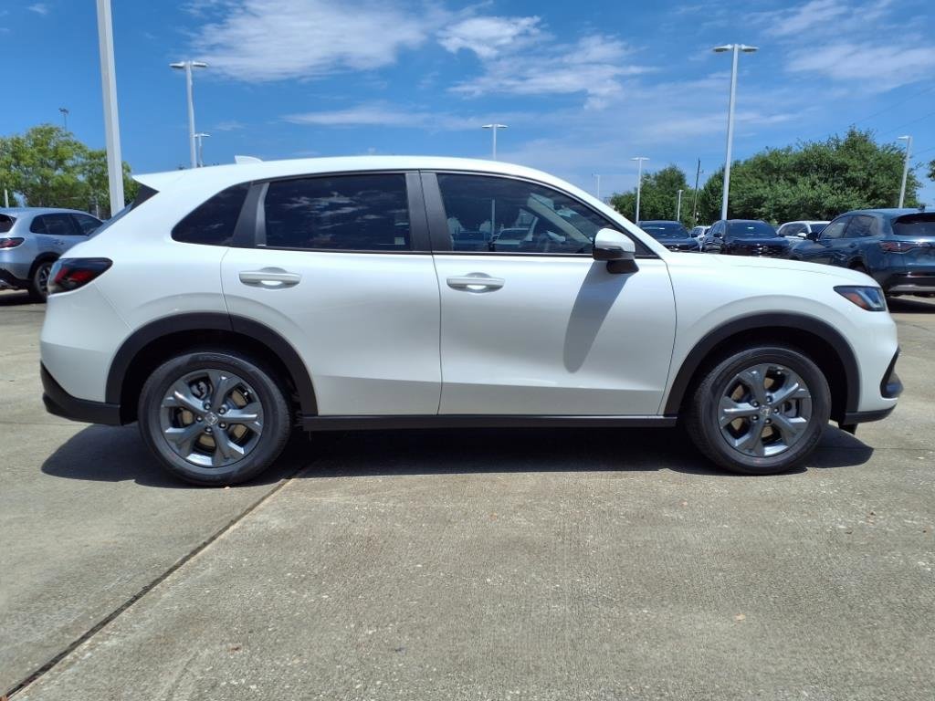 New 2026 Honda HR-V LX image 14