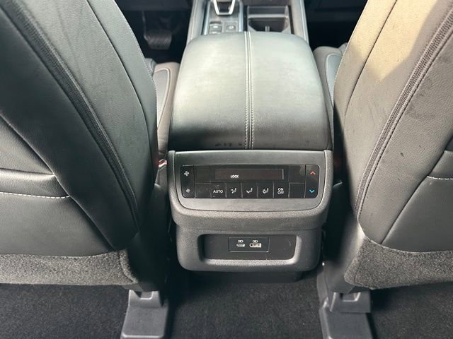 Certified 2025 Nissan Pathfinder SL image 28