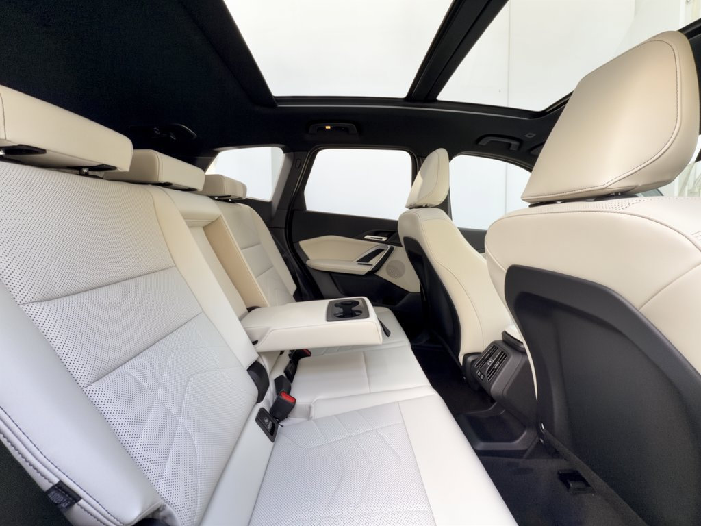New 2027 BMW X1 xDrive28i AWD/4WD image 29