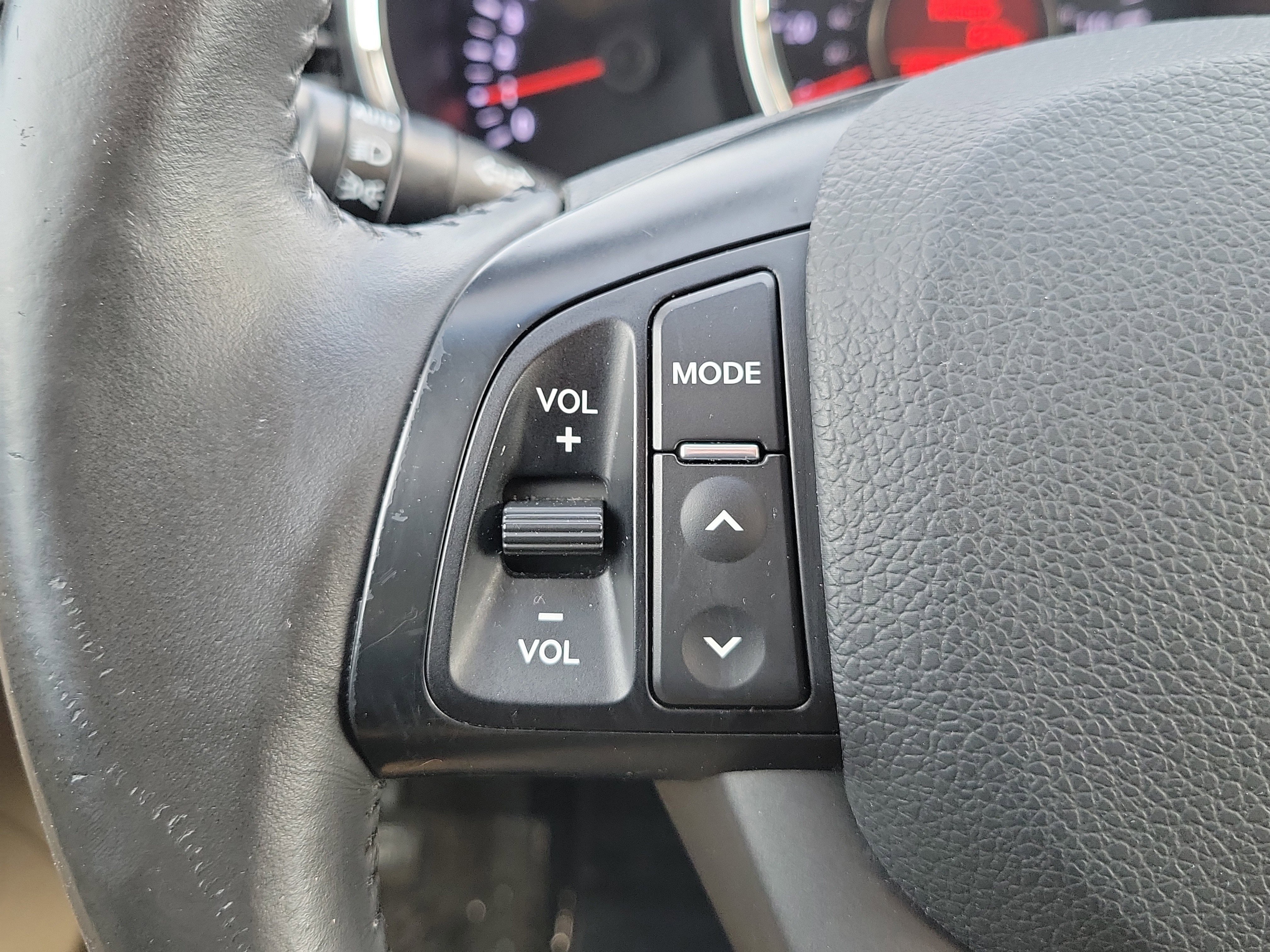 Used 2012 Kia Optima EX image 26