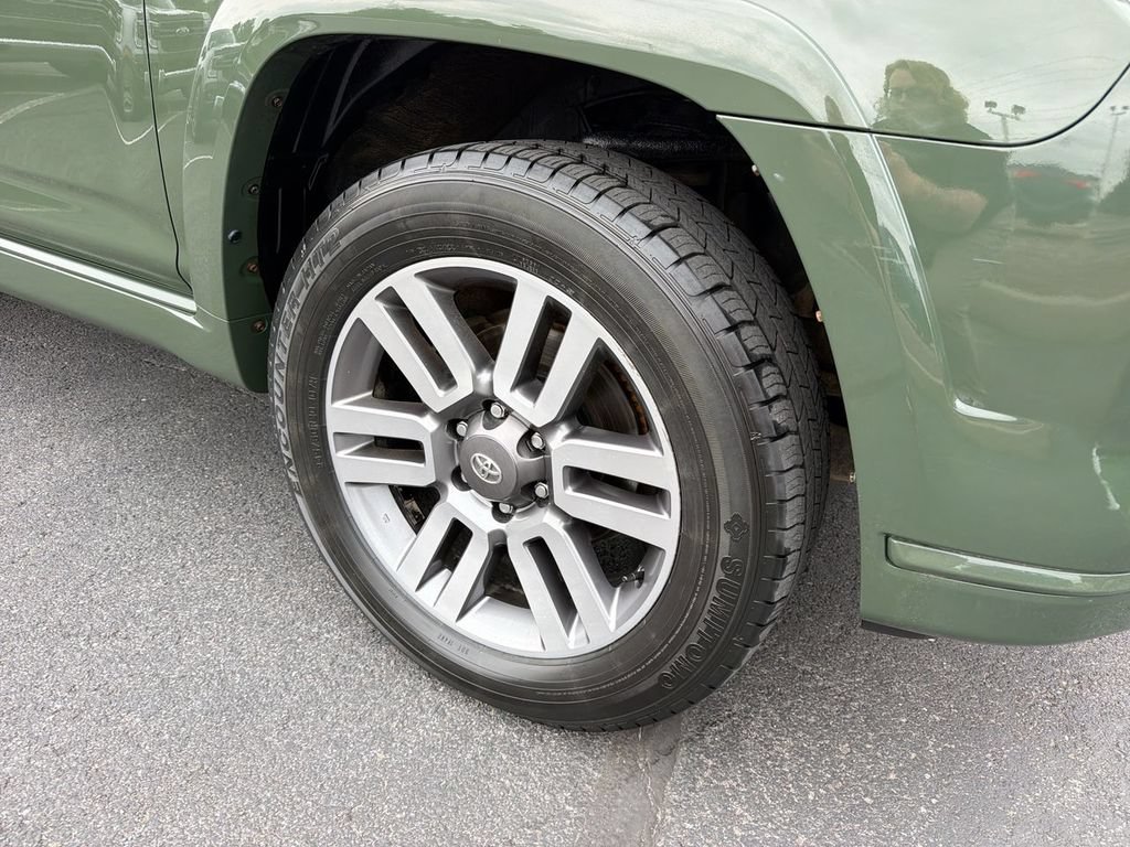 Used 2022 Toyota 4Runner TRD Sport AWD/4WD image 16