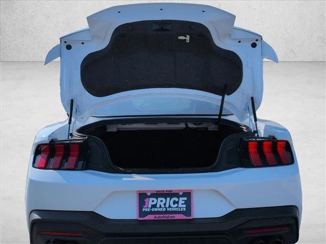 Used 2024 Ford Mustang GT Premium image 6