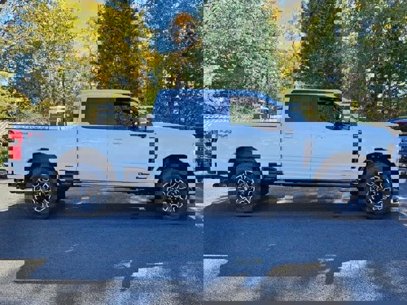 New 2026 Ford F250 Platinum image 14