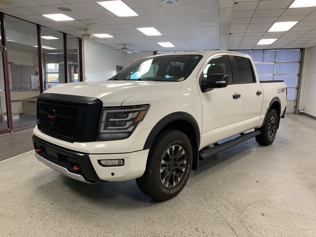 Used 2021 Nissan Titan PRO-4X w/ Pro-4x Convenience Package AWD/4WD image 4