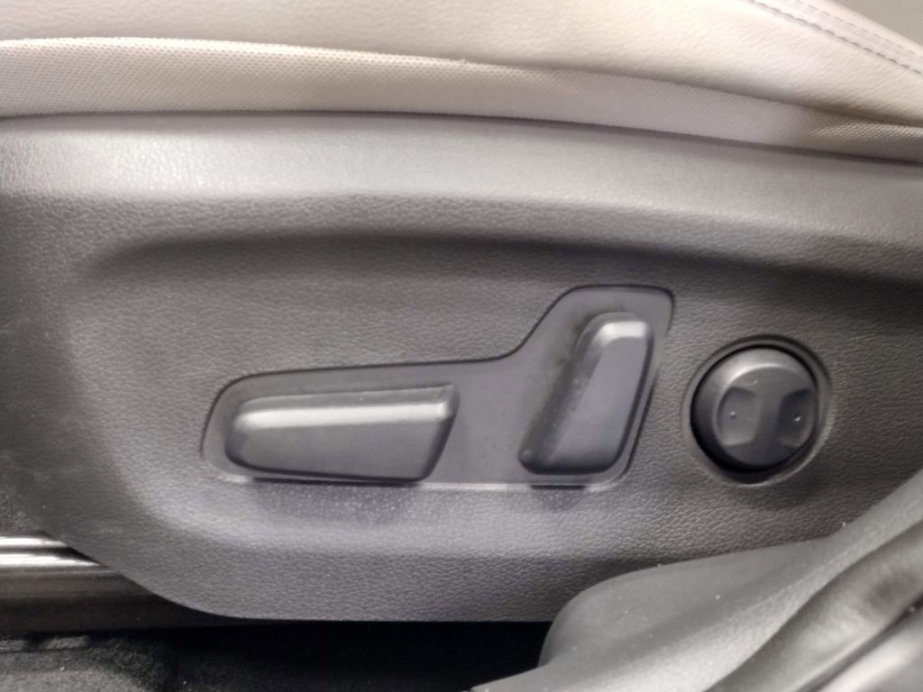 Certified 2023 Hyundai Kona Limited w/ Cargo Package image 22