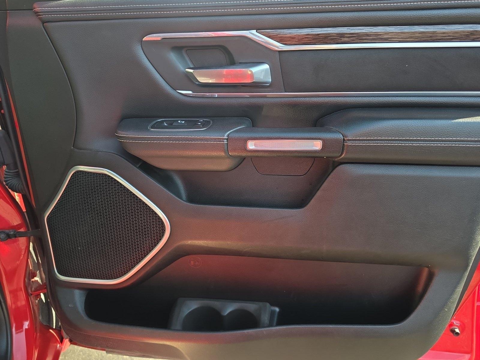 Used 2019 RAM 1500 Laramie AWD/4WD image 33