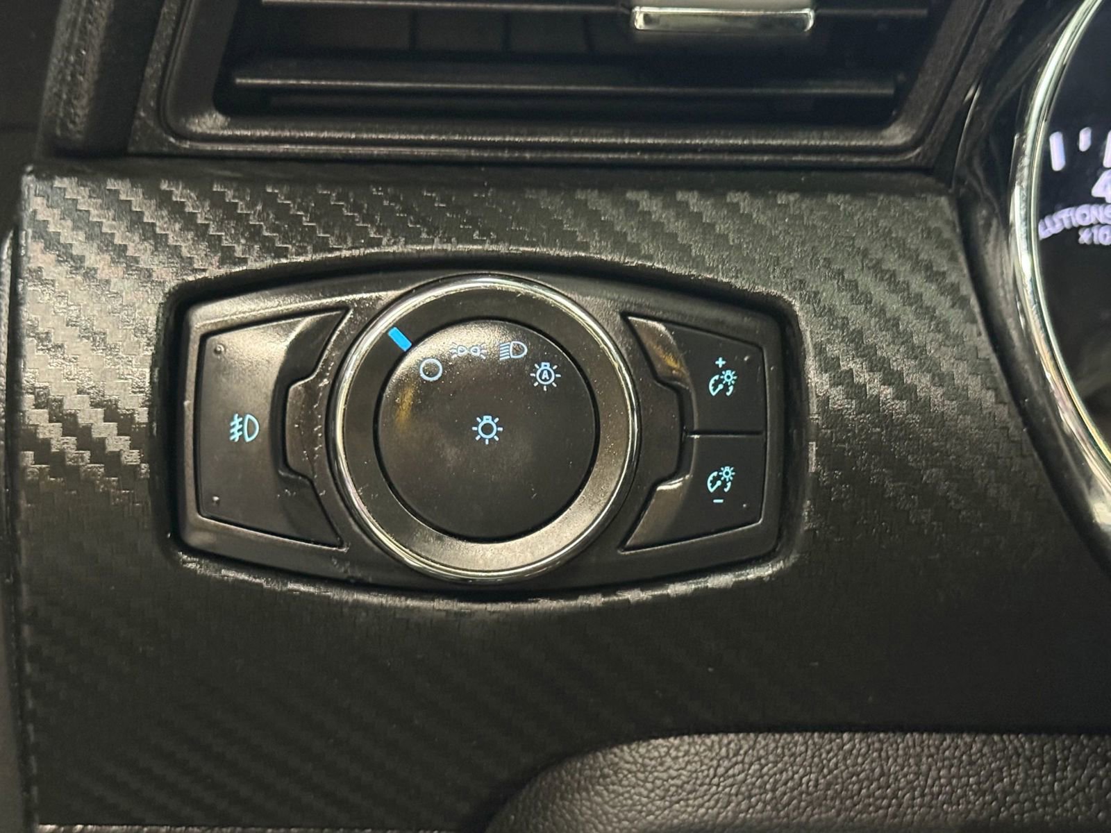 Used 2015 Ford Mustang Coupe w/ Equipment Group 051A image 22