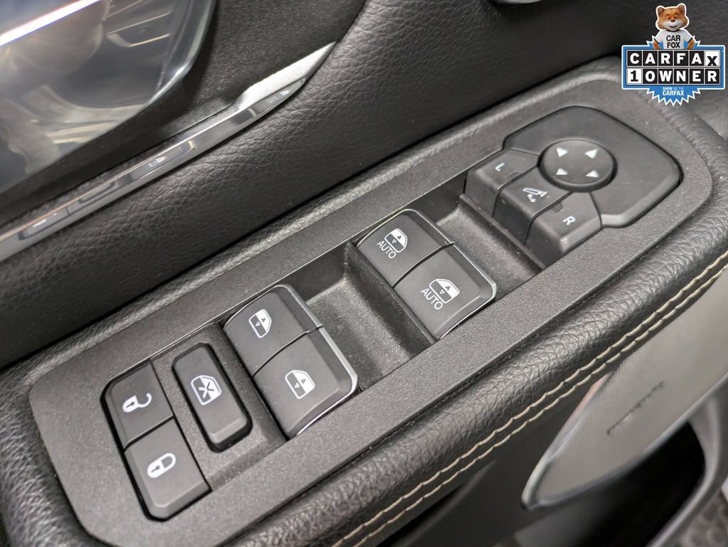 Used 2025 RAM 1500 Laramie w/ Night Edition AWD/4WD image 11