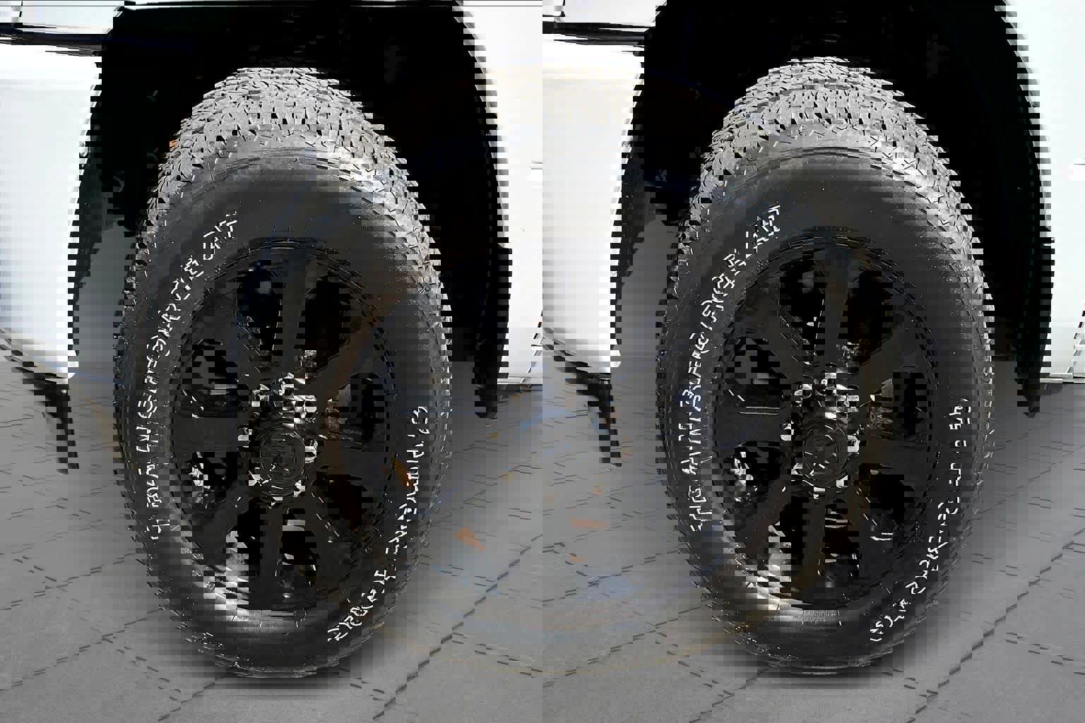 Used 2024 RAM 2500 Big Horn w/ Night Edition image 10