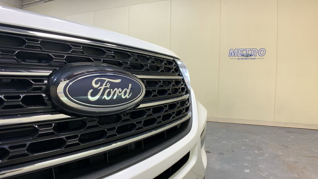 Used 2023 Ford Explorer XLT w/ Equipment Group 202A image 49