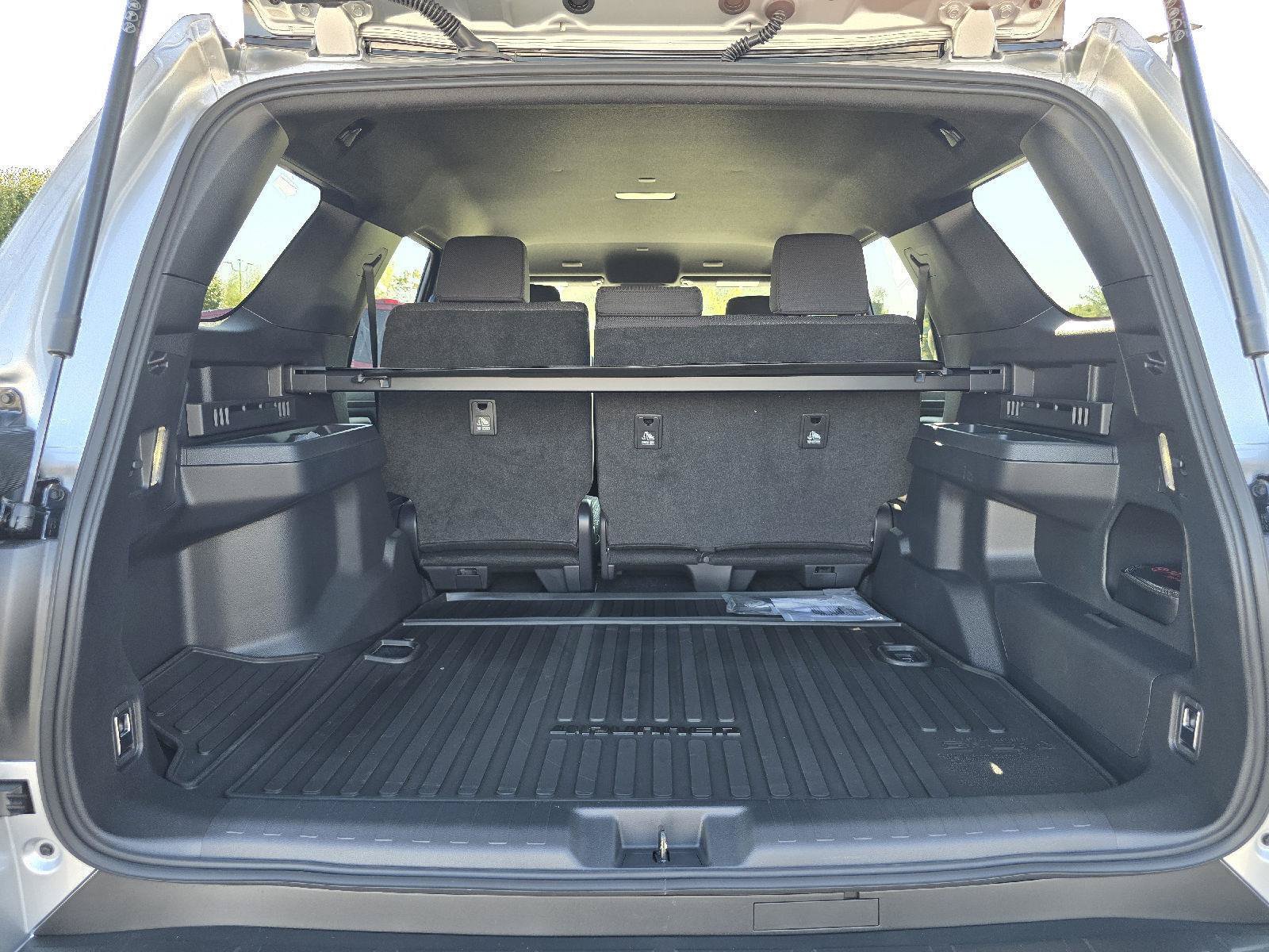 New 2026 Toyota 4Runner SR5 AWD/4WD image 11