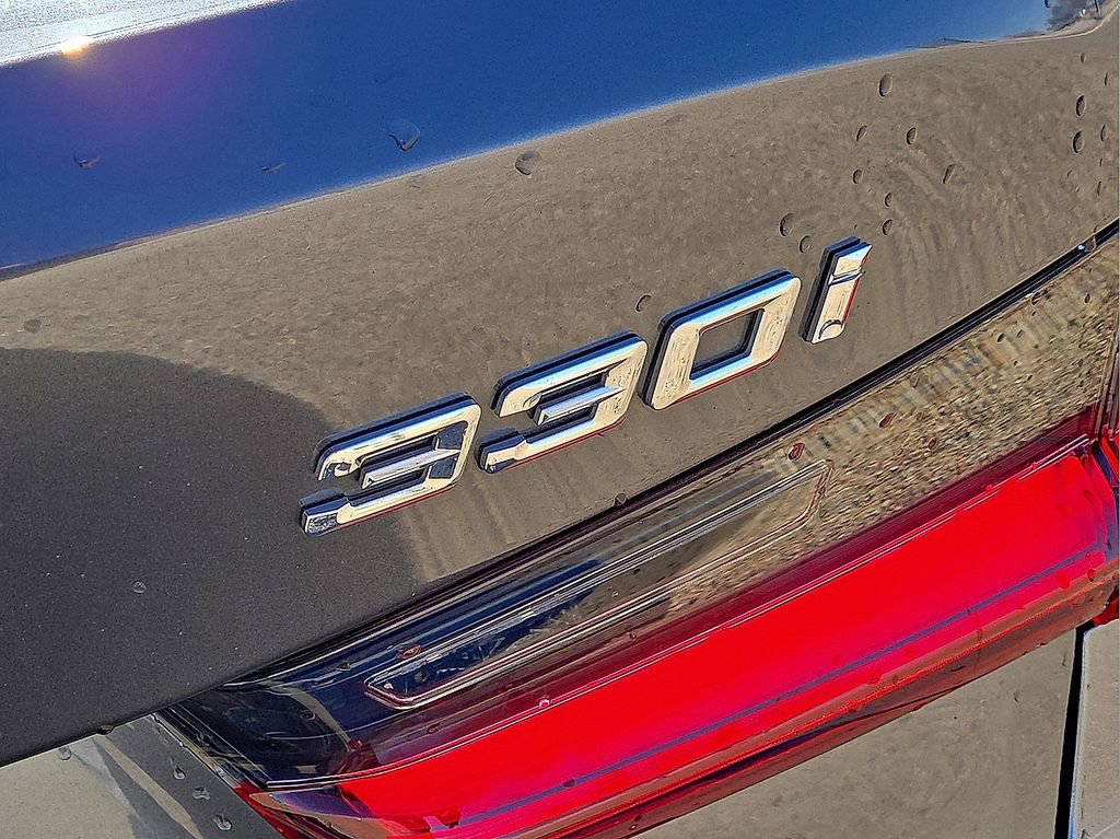 Used 2021 BMW 330i 330i w/ Convenience Package image 13