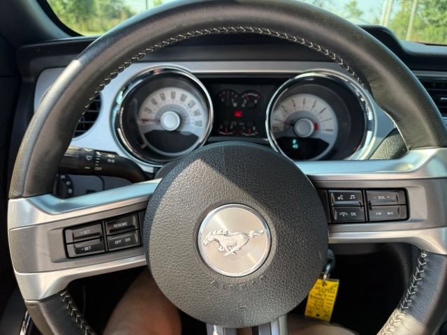 Used 2012 Ford Mustang GT Premium w/ Security Pkg RWD image 22