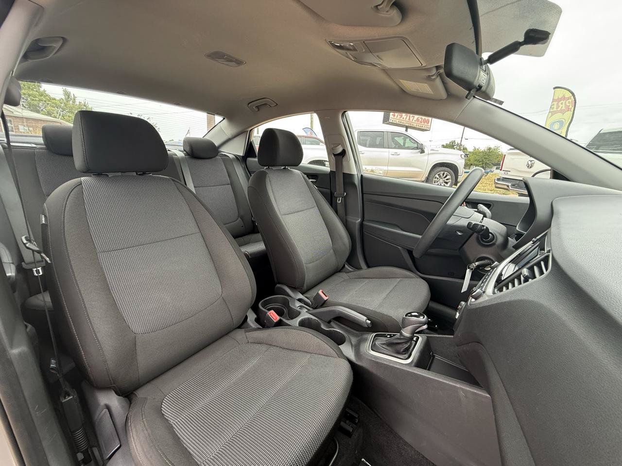Used 2021 Hyundai Accent SE FWD image 36