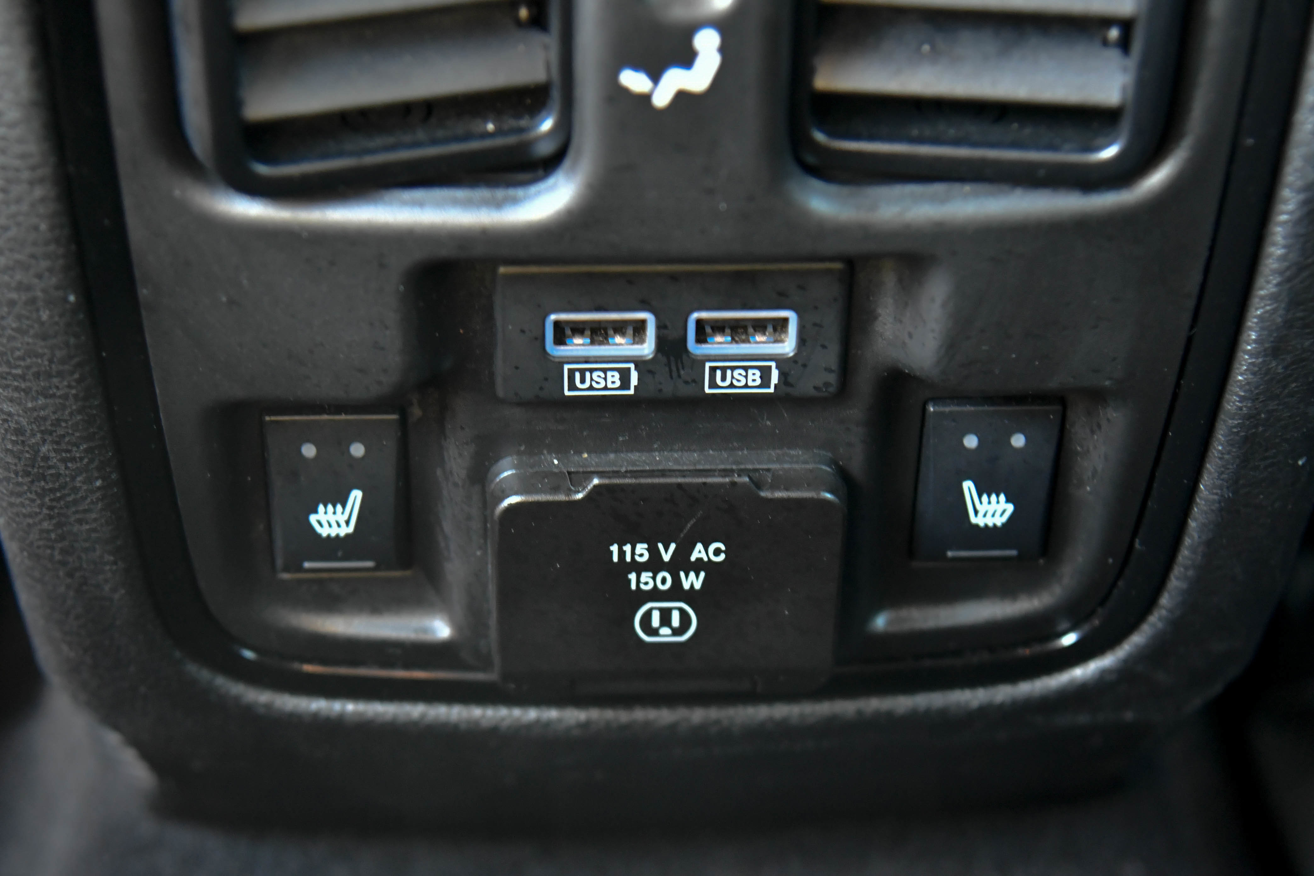 Used 2024 Dodge Durango GT image 42