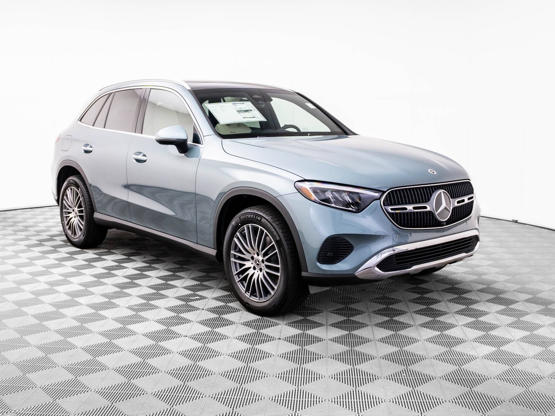 New 2026 Mercedes-Benz GLC 300 4MATIC image 7