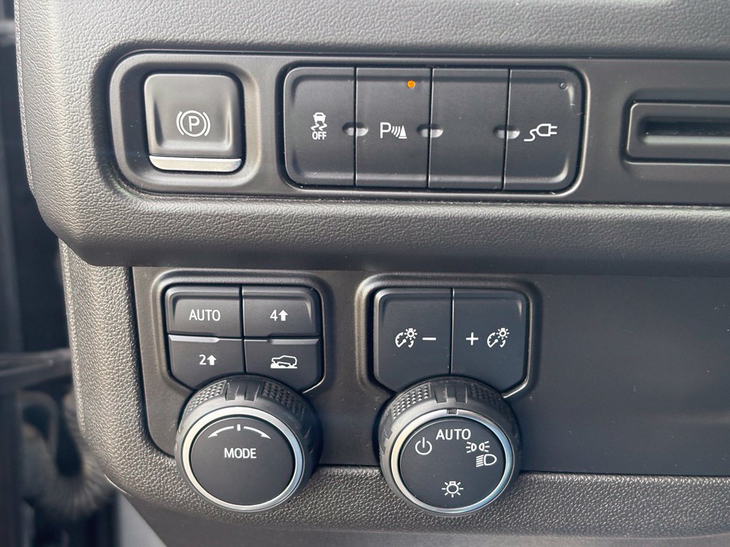 Used 2021 Chevrolet Tahoe LS AWD/4WD image 22