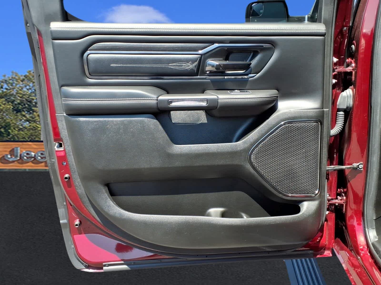 Used 2022 RAM 1500 Limited AWD/4WD image 27